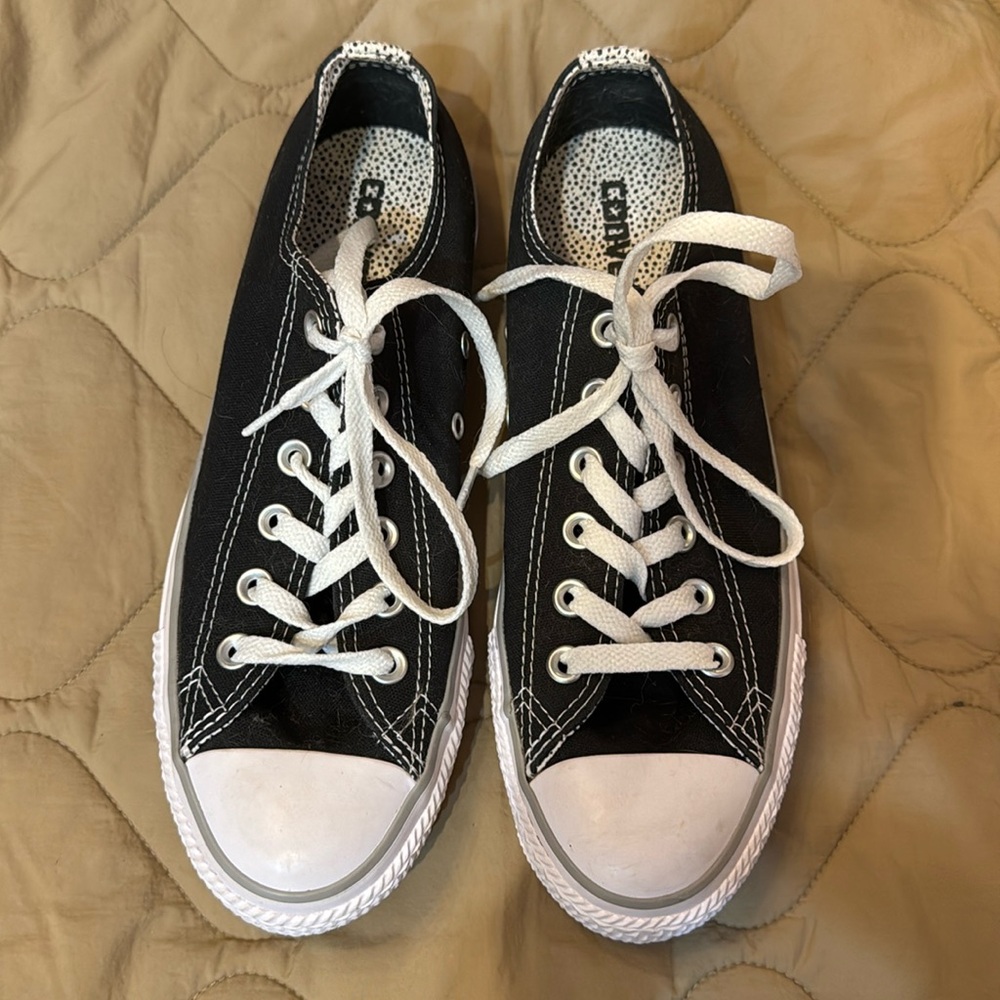 NEW black converse / double tongue Converse! ✨